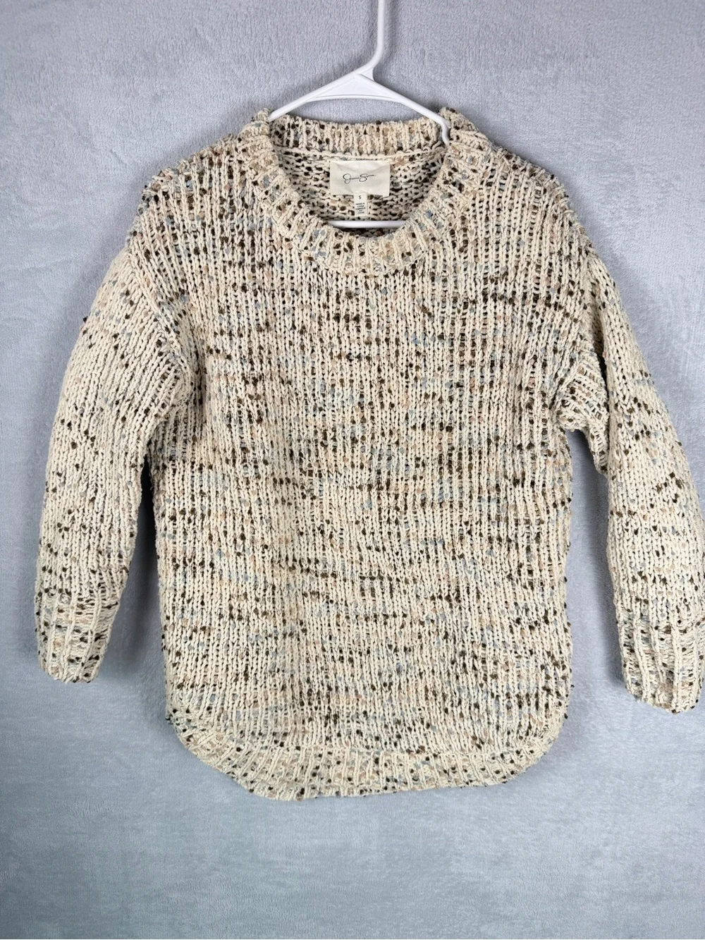 Jessica Simpson Neutral Speckled Crewneck Sweater in Oatmeal Pullover